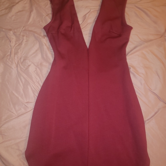 Dress - Picture 1 of 2